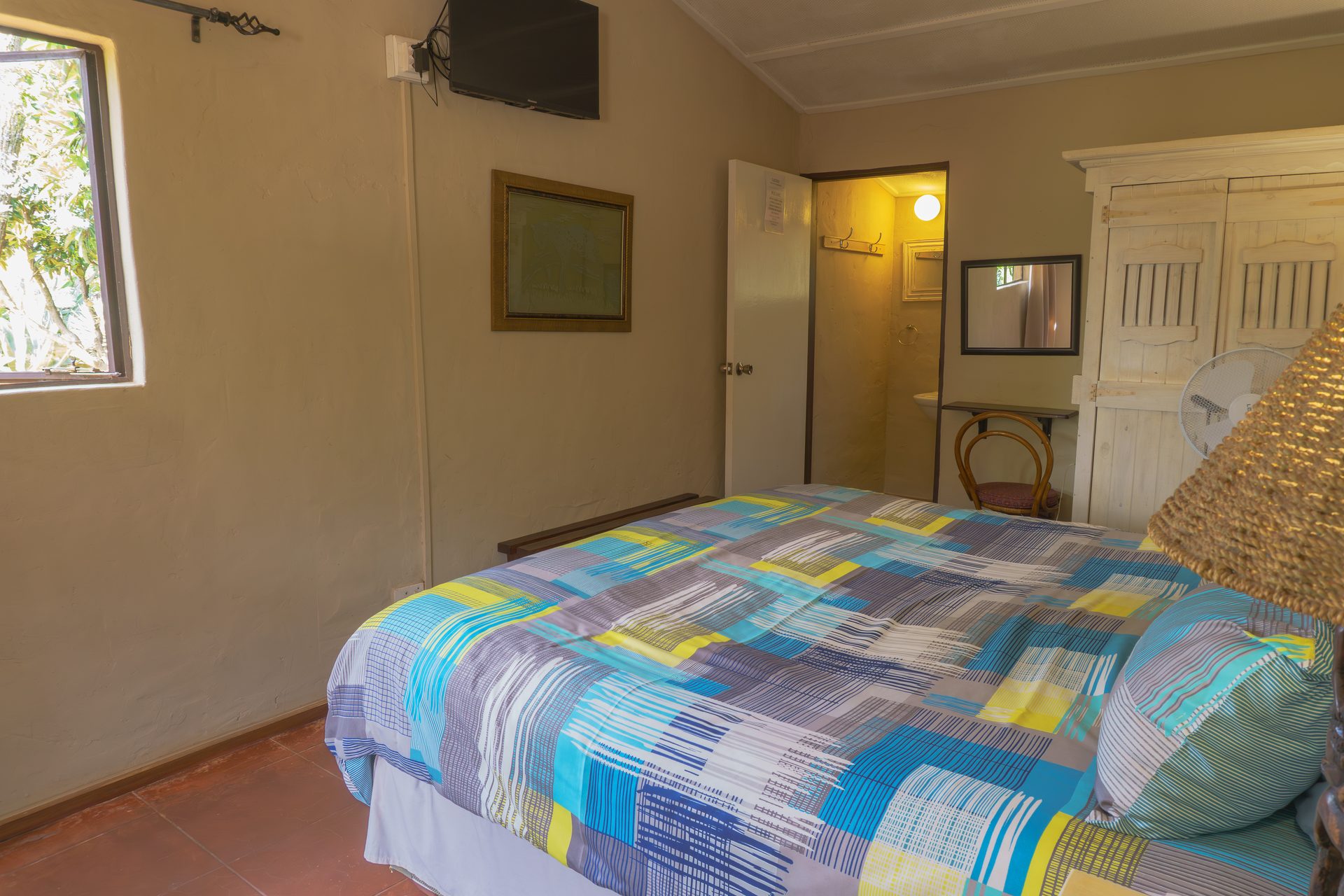 Lounge in 2-sleeper self-catering chalet at Gallery Inn Bela Bela